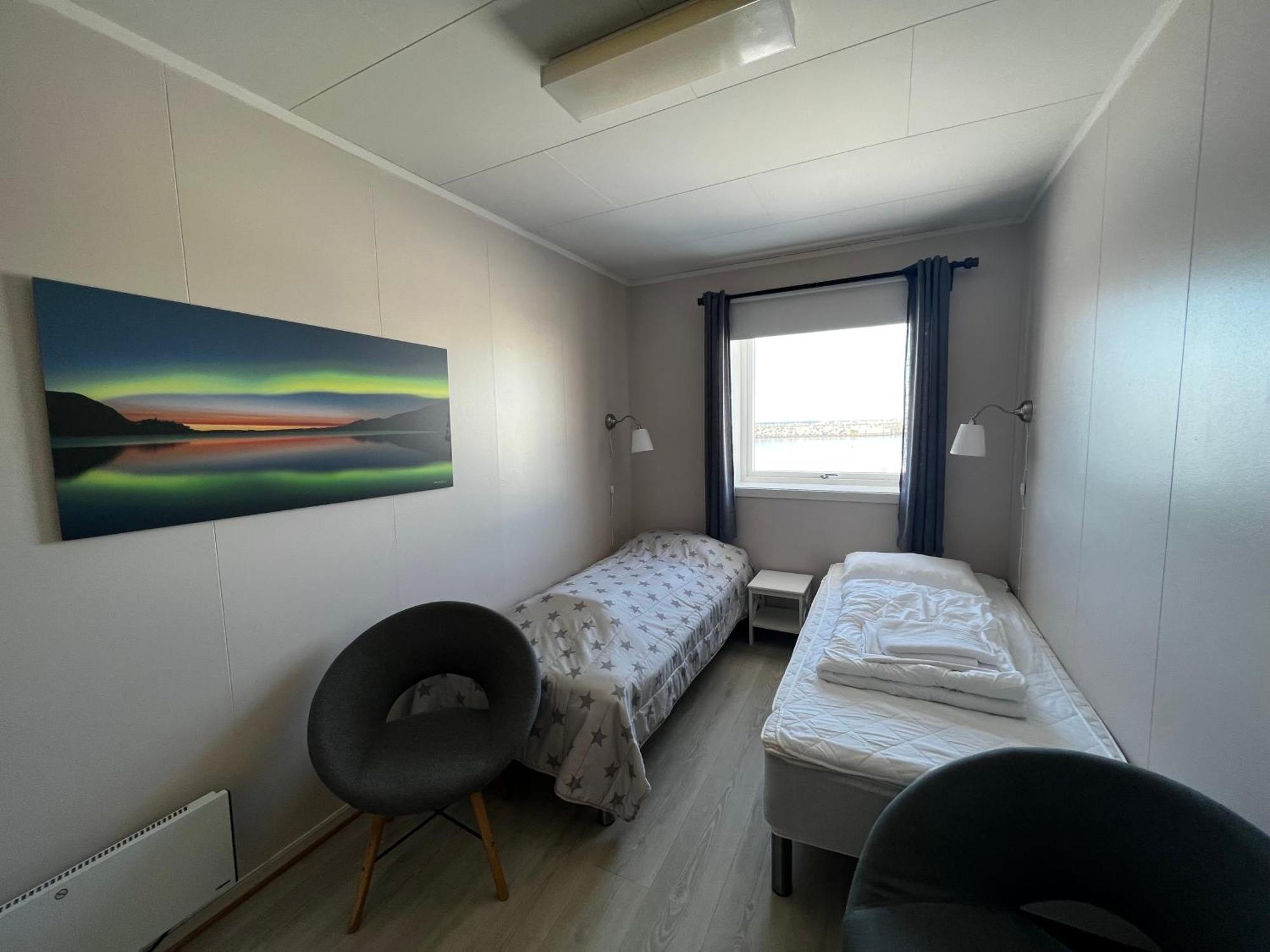 Midnattsol Rom Og Hytter Bleik Exterior foto