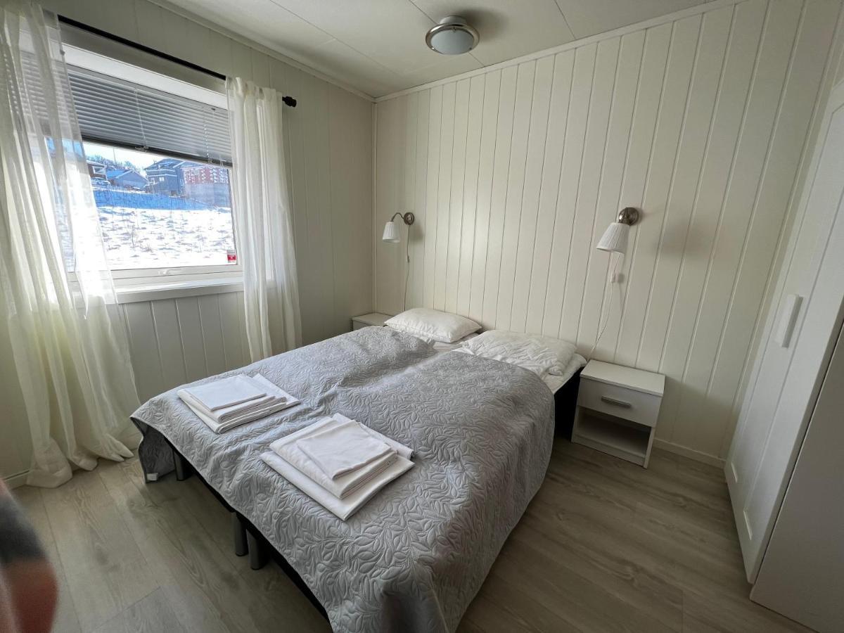 Midnattsol Rom Og Hytter Bleik Exterior foto