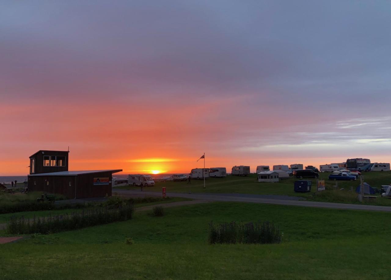 Midnattsol Rom Og Hytter Bleik Exterior foto
